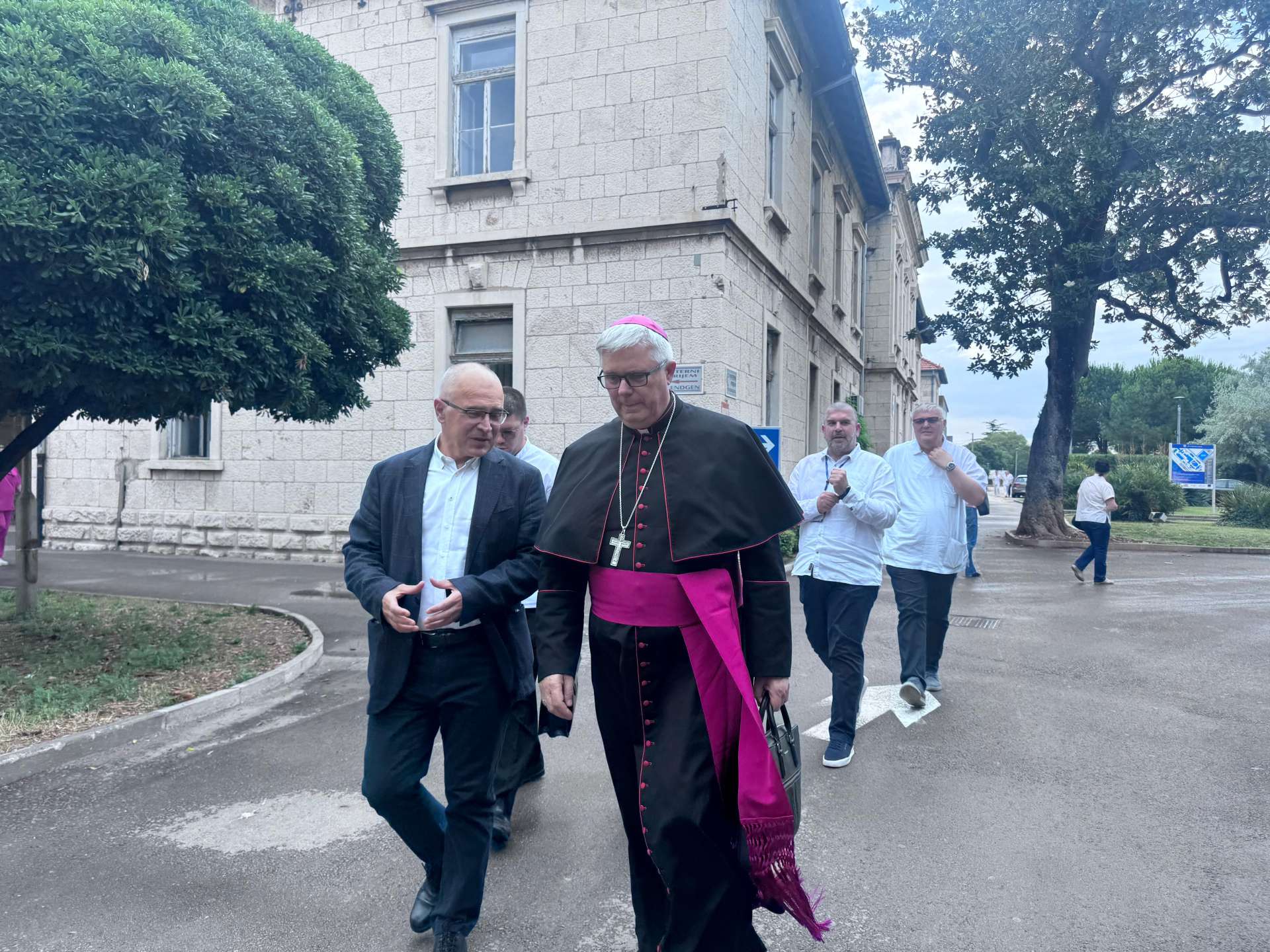 Zadarska bolnica dobila suvremeni transportni inkubator